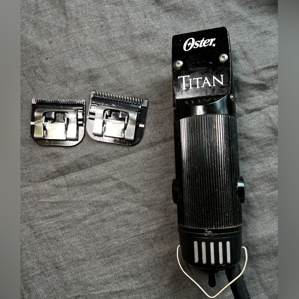 Oster Titan Hair Clipper Set - Black